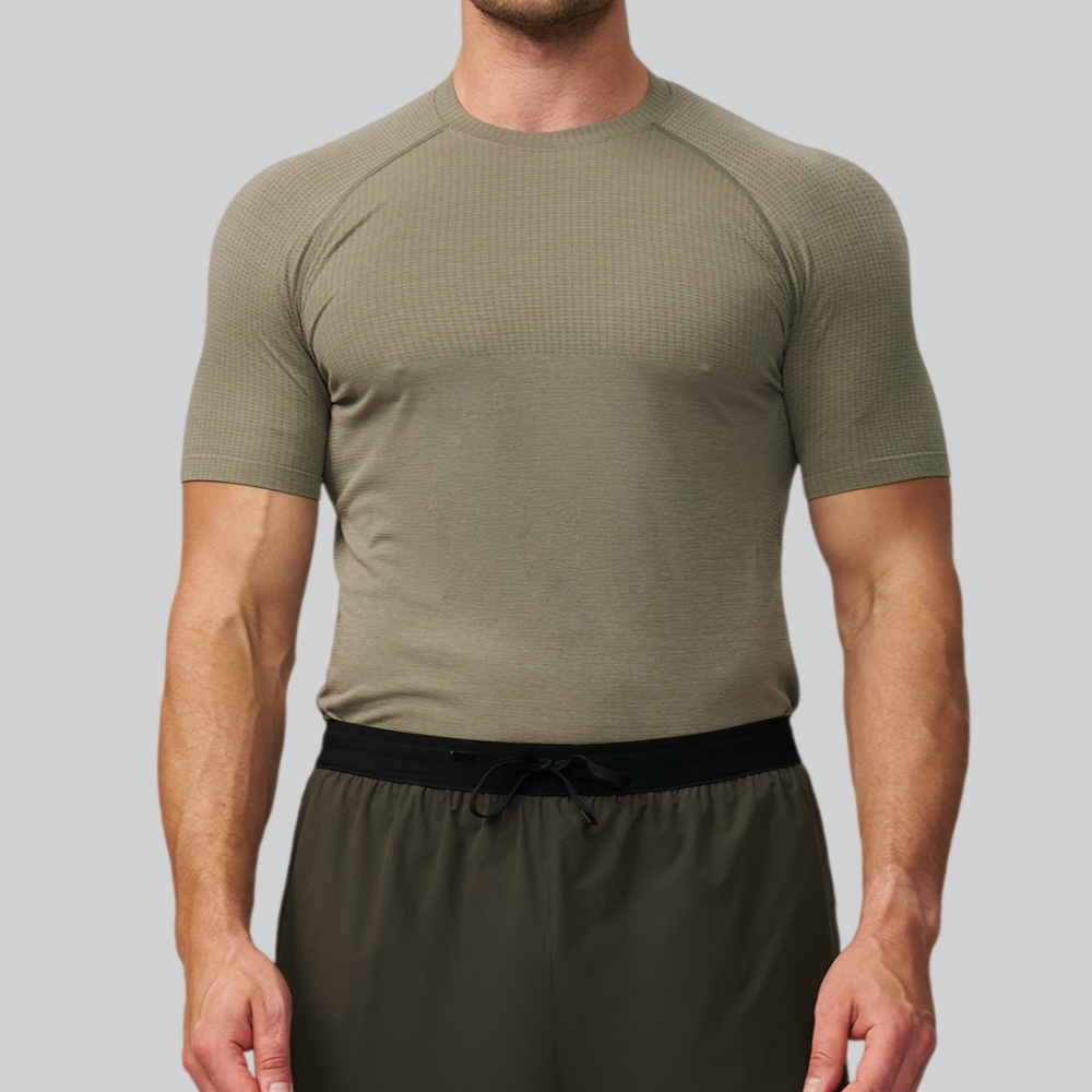 Men's Solid Color Sports T-shi - огляд і ціна Sports Equipment Logos